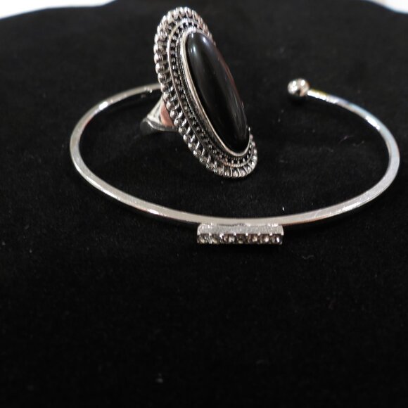 Silver Bracelet and Ring with Black Stone Bracelet - Picture 4 of 4